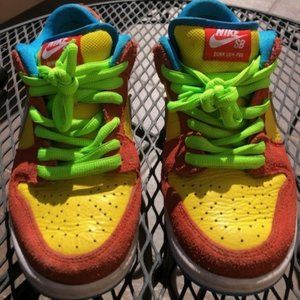 Bart Simpson Nike SB Dunk Low - Size 5 1/2